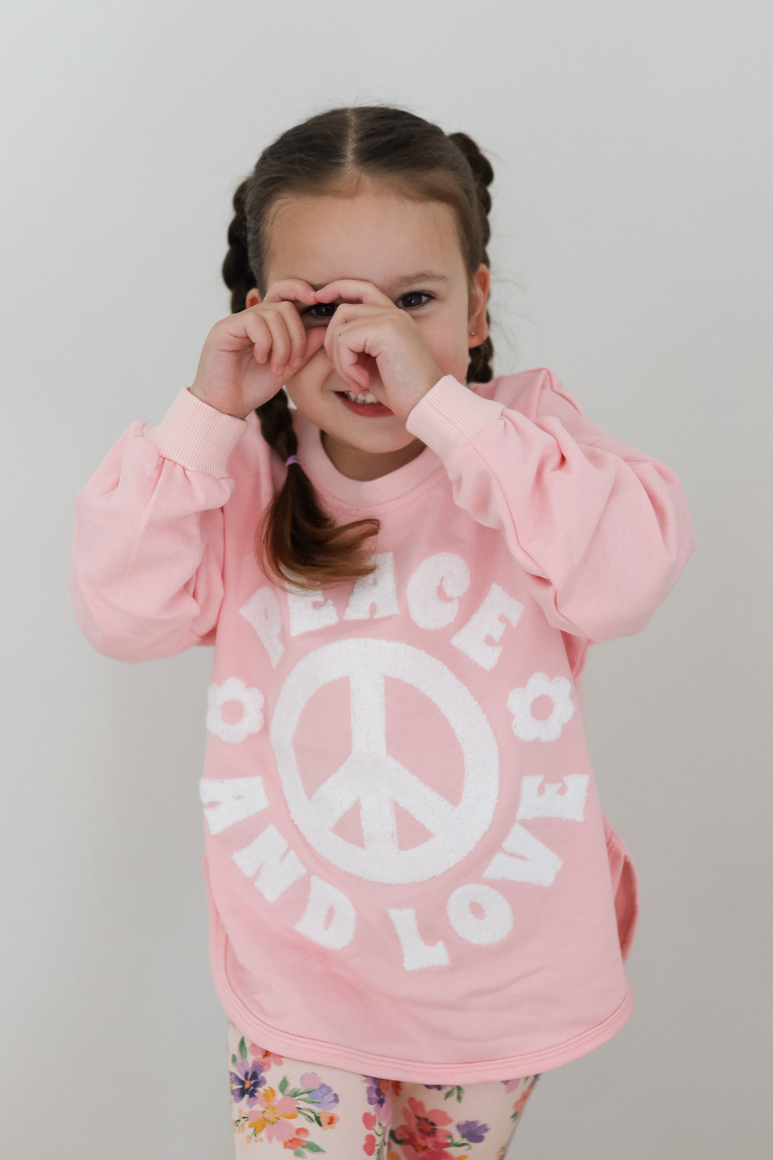 Easy Jumper - PEACE & LOVE